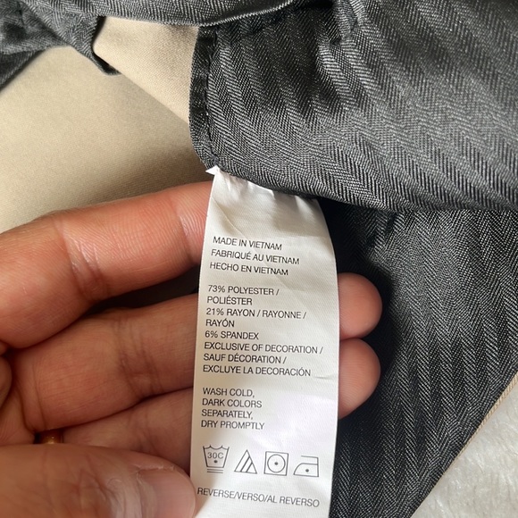 IZOD Mens Performance Stretch Straight Dress Pants (khaki, 30W x 32L) - Picture 5 of 7